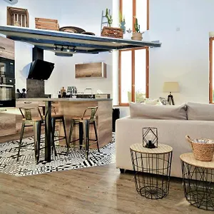 Appartement Industrial Loft Centre Orange, Orange (Vaucluse)